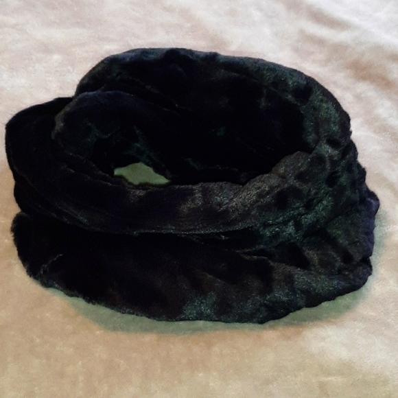 West loop infinity scarf - Picture 1 of 5